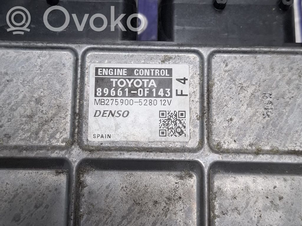 Toyota Corolla Verso AR10 Engine control unit/module 