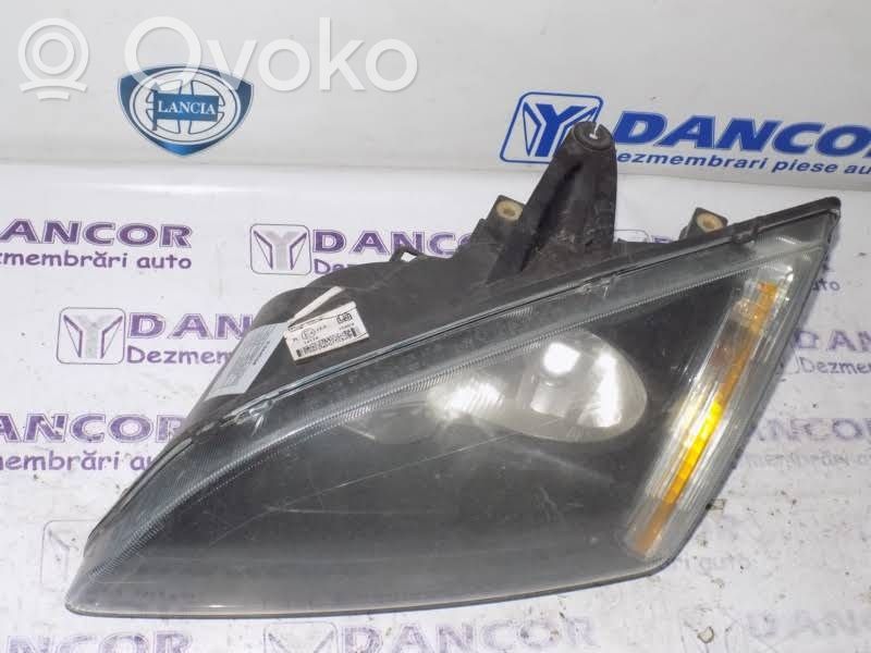 Ford Focus Headlight/headlamp 