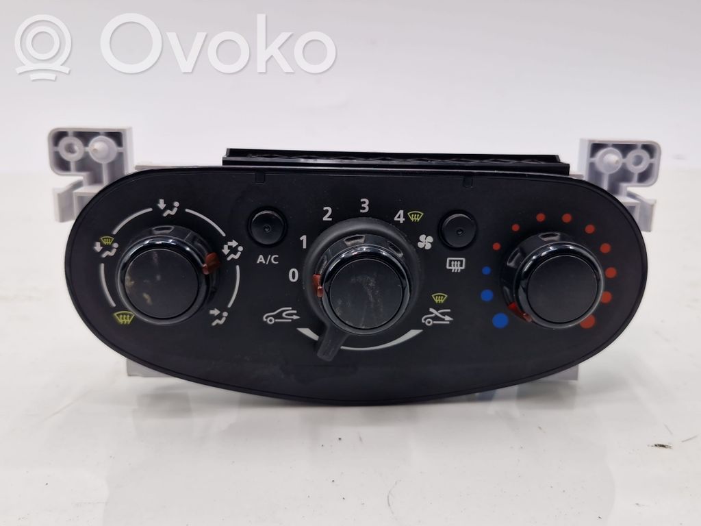 Dacia Sandero II Climate control unit 