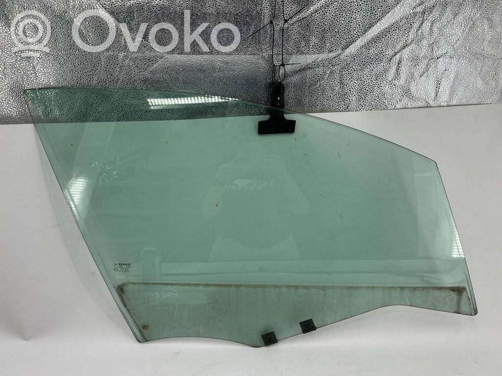 Renault Clio IV Szyba drzwi przednich 