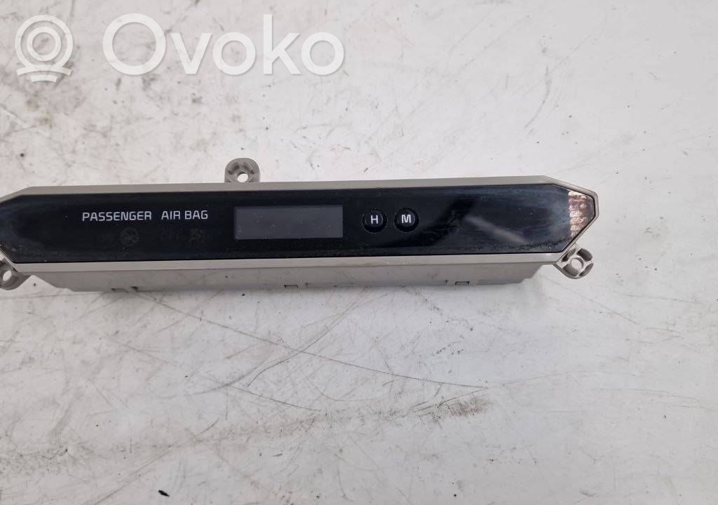 Kello   972502P525