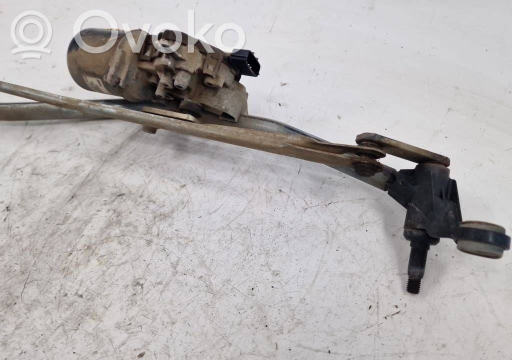 Dacia Logan II Front wiper linkage and motor 