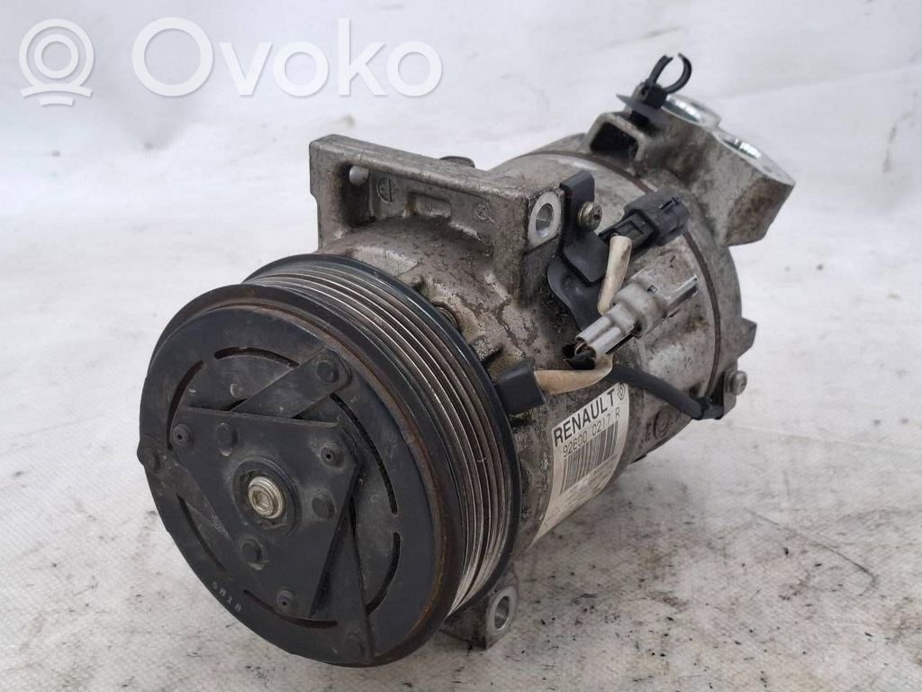 Renault Clio IV Air conditioning (A/C) compressor (pump) 