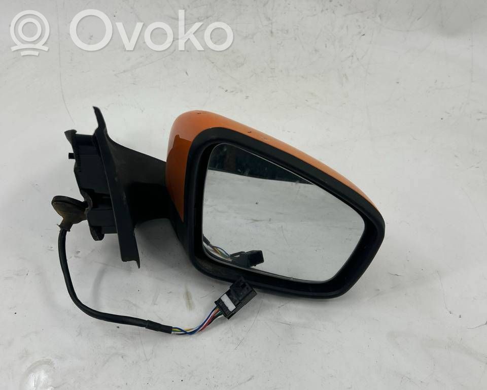 Front door electric wing mirror   E4045895