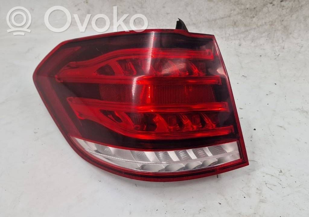 Mercedes-Benz E W212 Lampă spate în caroserie 