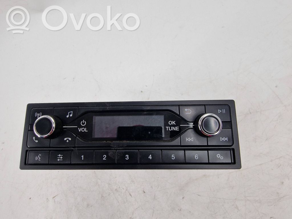 Ford Transit Custom Panel / Radioodtwarzacz CD/DVD/GPS 