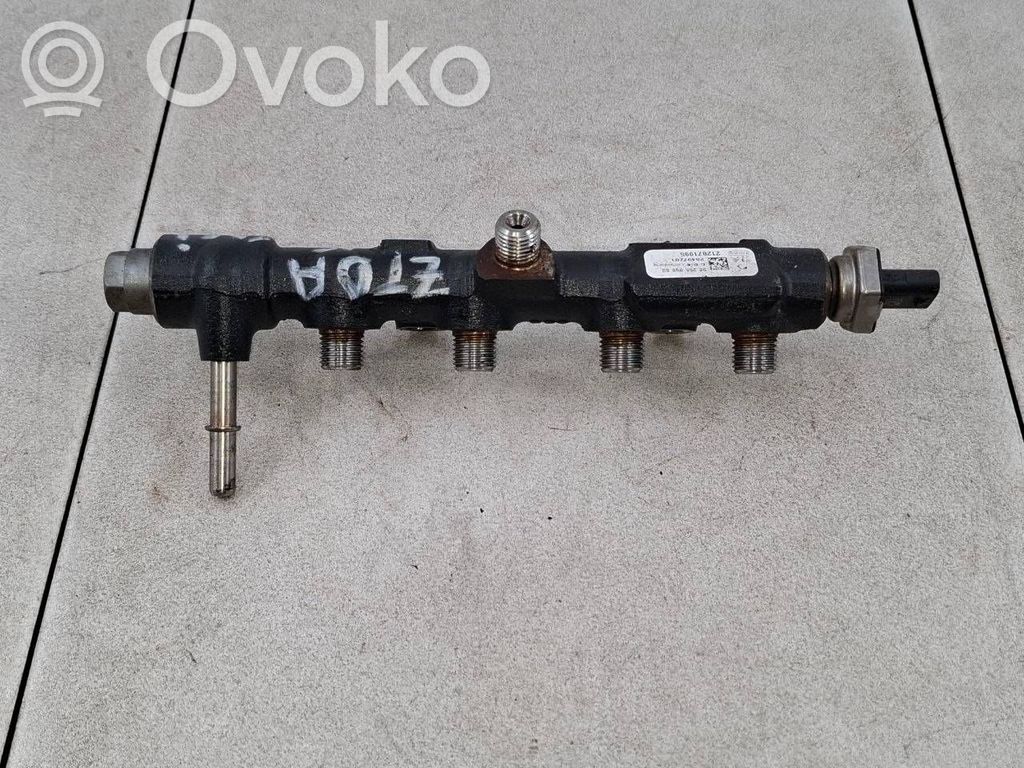 Ford Kuga III Listwa wtryskowa 