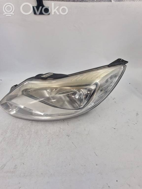 Ford Focus Phare frontale 