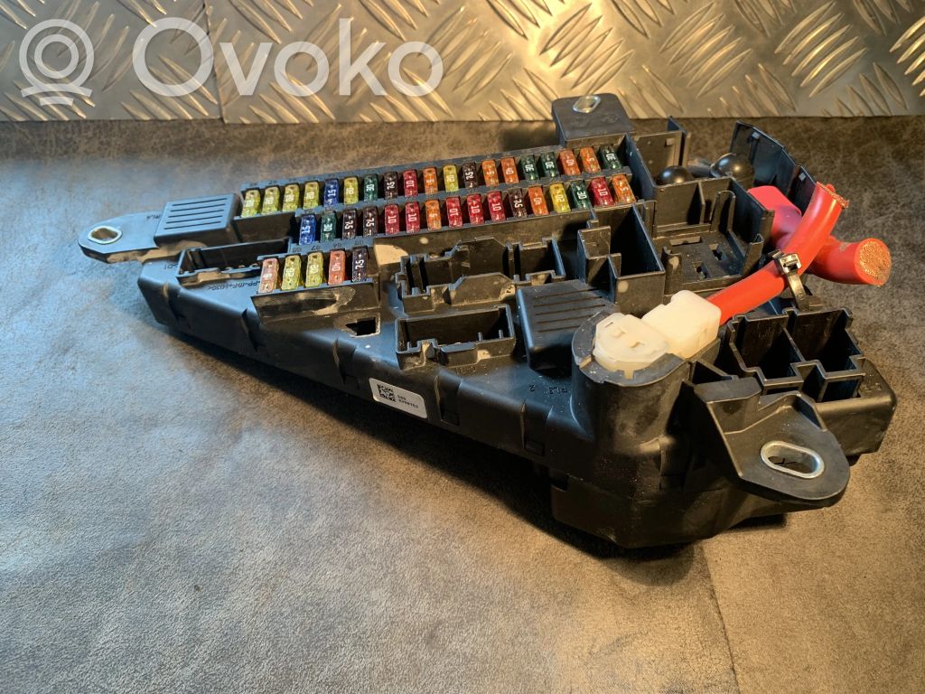 BMW 5 E60 E61 Fuse module 