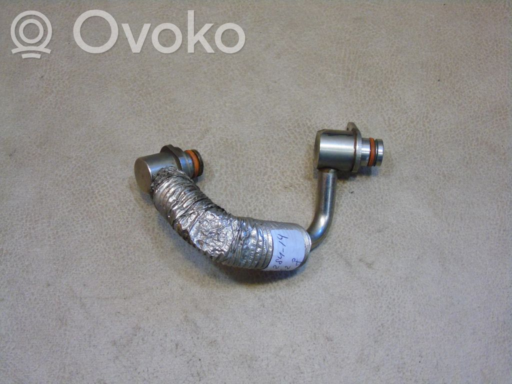 BMW 3 F30 F35 F31 Engine coolant pipe/hose 