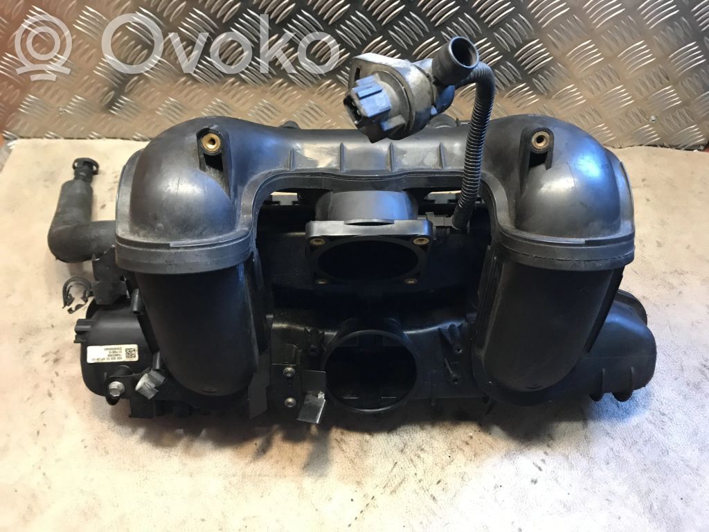BMW 3 E90 E91 Intake manifold 