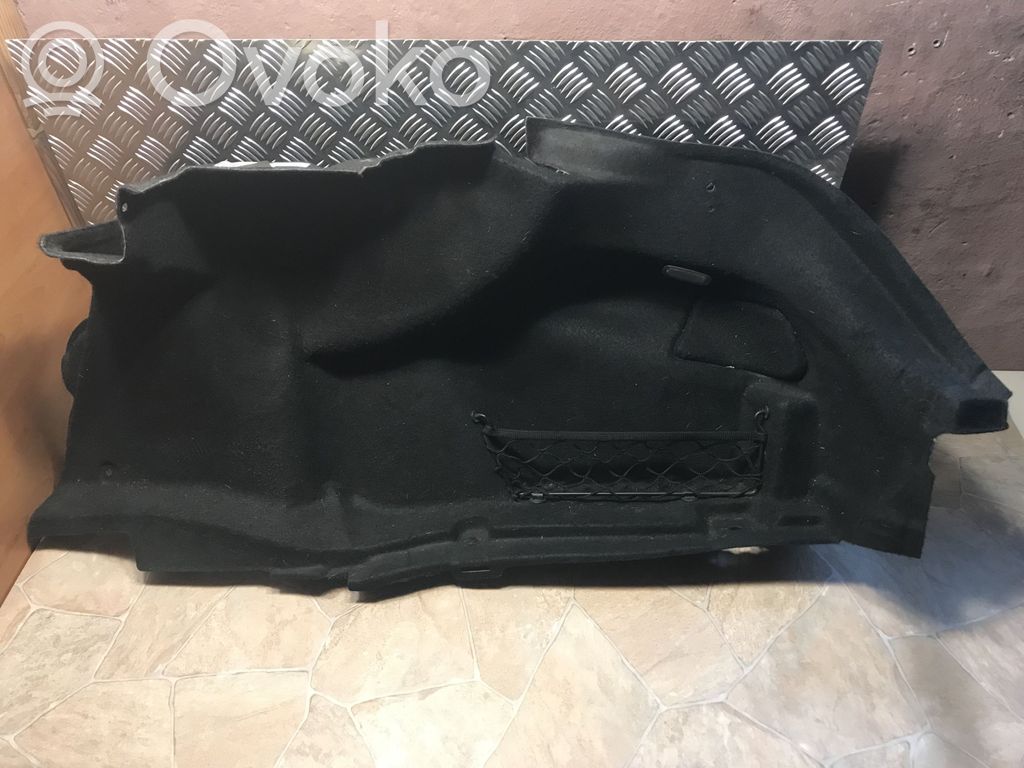 Mercedes-Benz C W205 Boczek / Tapicerka / bagażnika 