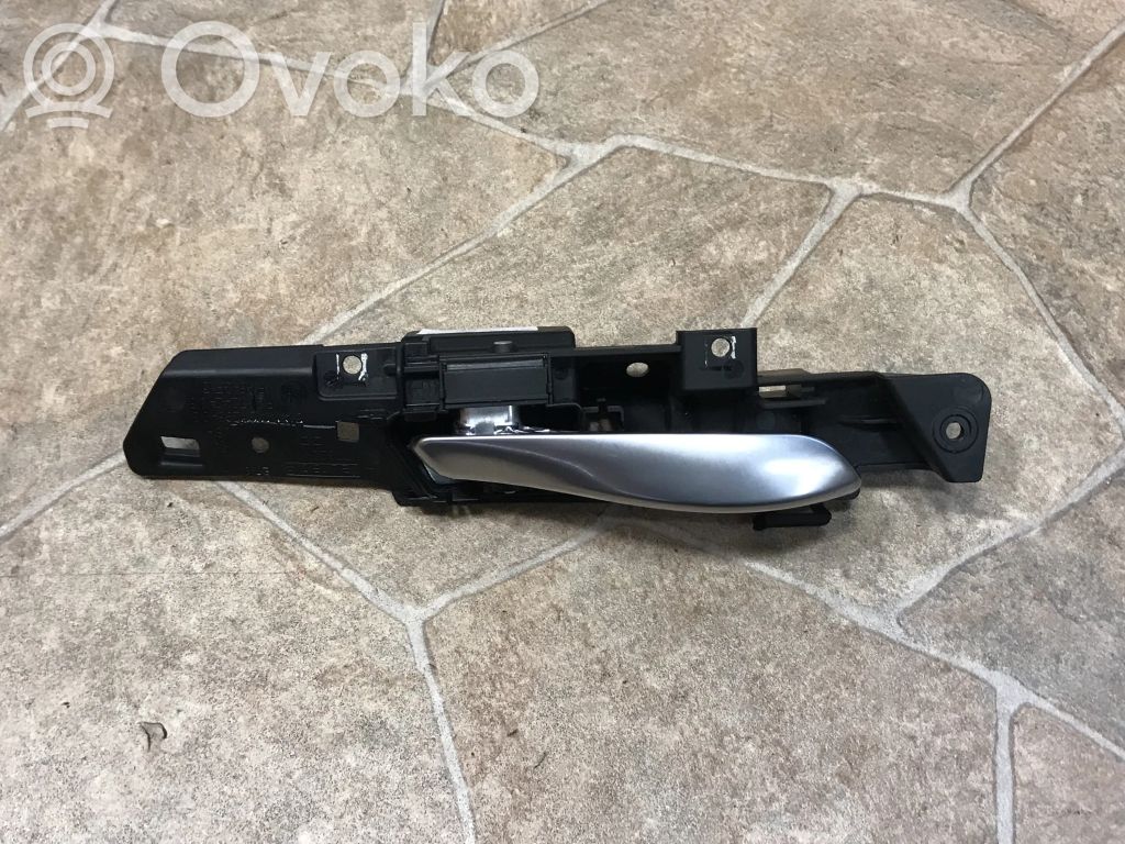 BMW X5 E70 Manecilla interna puerta trasera 