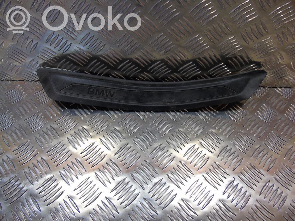 BMW 1 F20 F21 Listwa boczna 