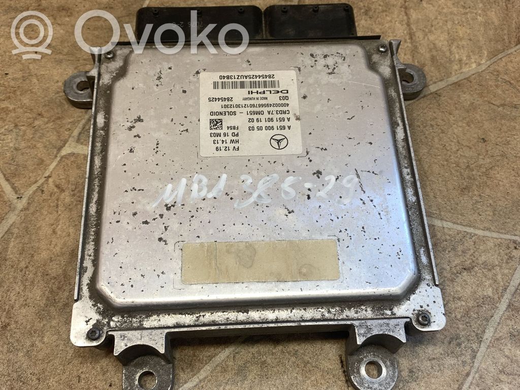 Mercedes-Benz E W212 Engine control unit/module 