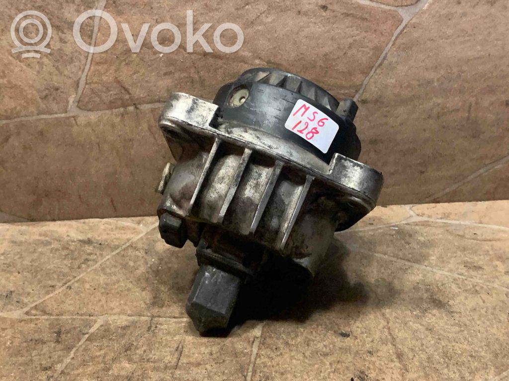 BMW 5 F10 F11 Dzinēja spilvens 