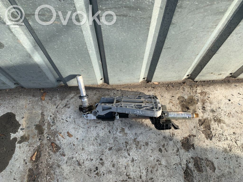 Mercedes-Benz C W204 Ohjauspyörän akselisarja 