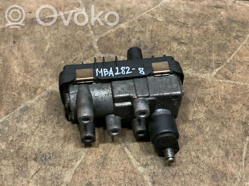 BMW 3 E90 E91 Einzelteil Vakuum Unterdruck Turbolader 