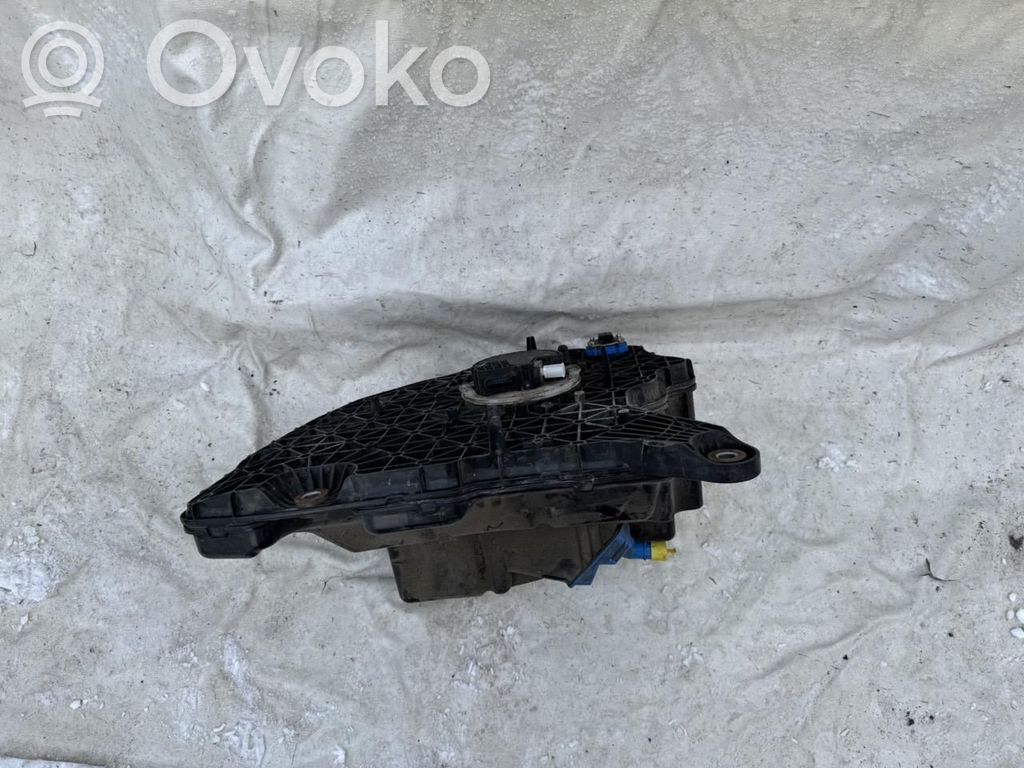 Audi A4 S4 B9 8W Rezervor lichid AdBlue 