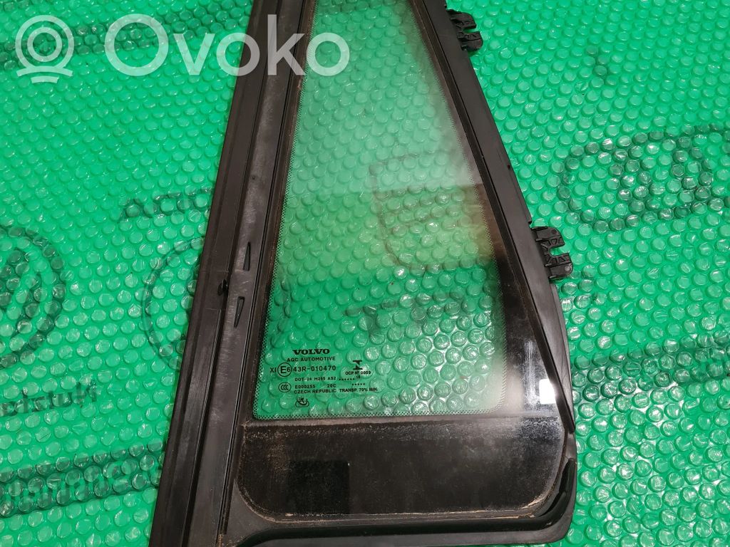 Volvo XC90 Ventanilla de ventilación de la puerta trasera 