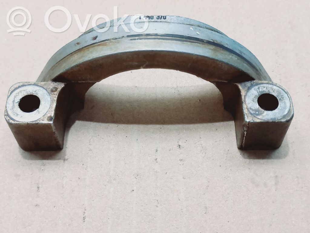 BMW 3 E46 Camshaft holder 
