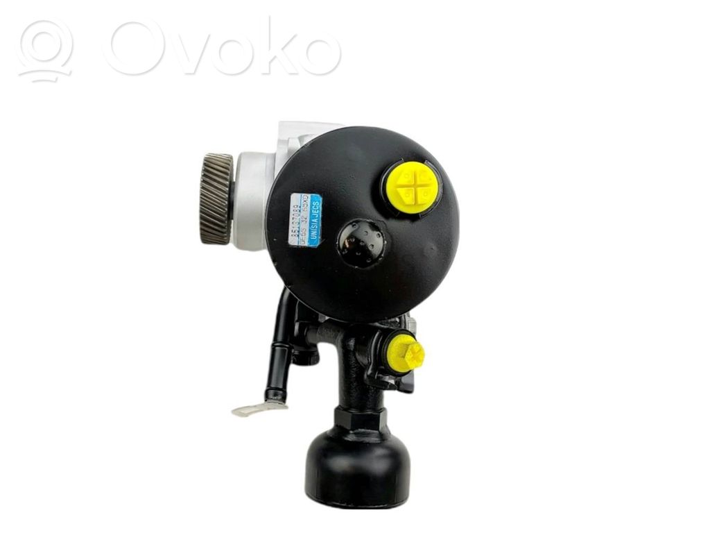 Mazda Premacy Power steering pump 