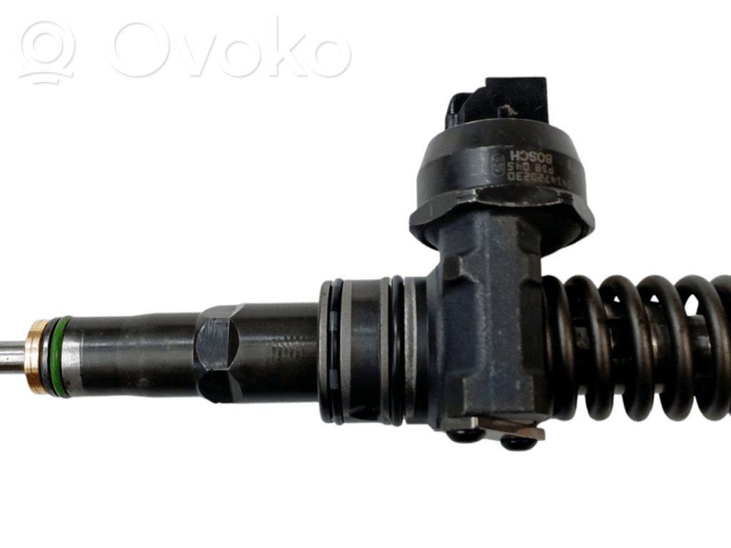Audi A4 S4 B6 8E 8H Wtryskiwacz paliwa 