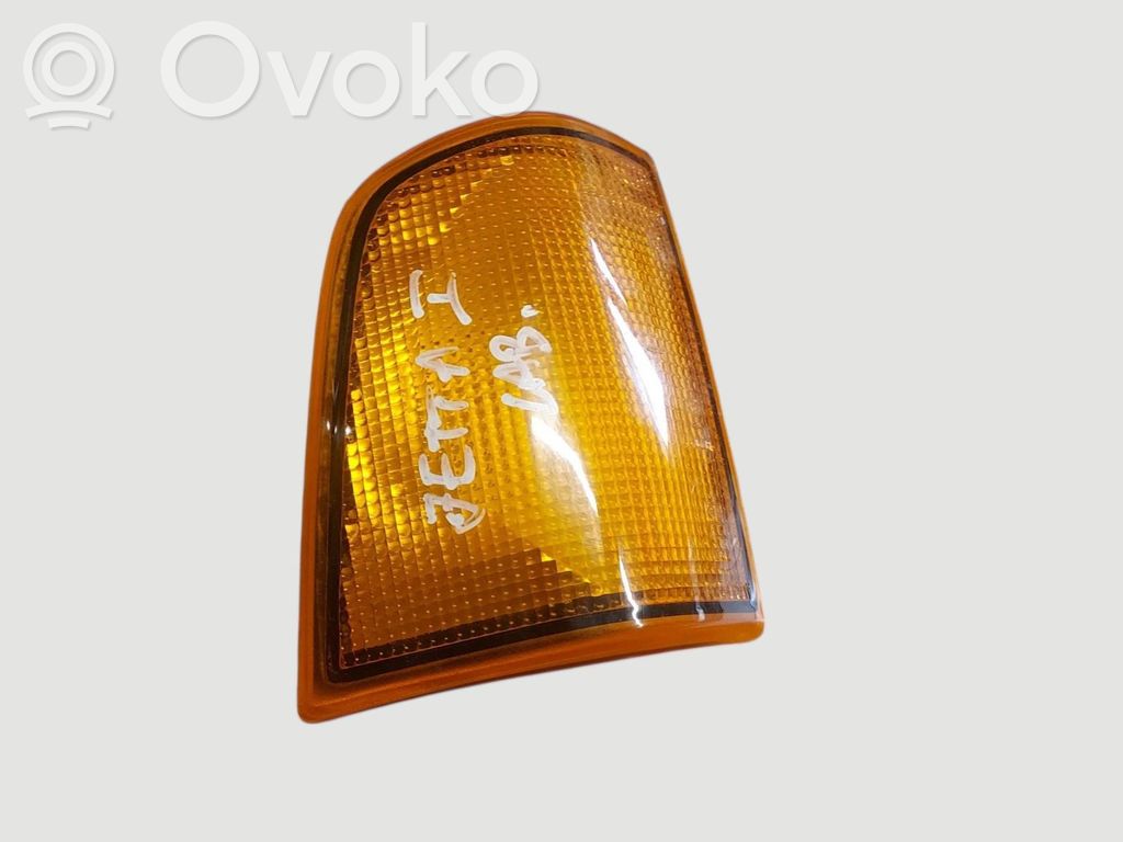 Volkswagen Jetta I Front indicator light 
