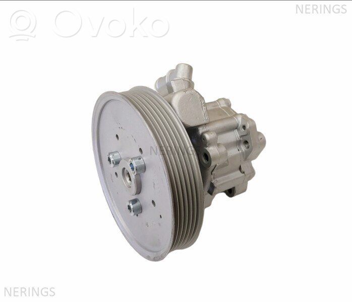 Audi A6 S6 C5 4B Ohjaustehostimen pumppu 