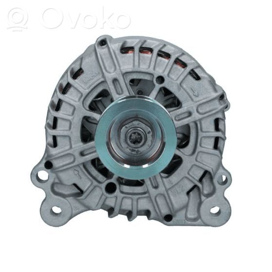 Volkswagen Touareg II Generatore/alternatore 