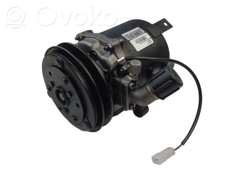BMW 5 E34 Air conditioning (A/C) compressor (pump) 