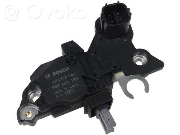 Toyota Yaris Piesă generator/alternator 