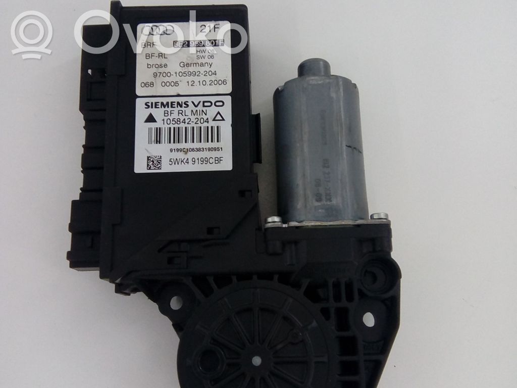 Audi A4 S4 B7 8E 8H Silnik regulatora szyby drzwi przednich 