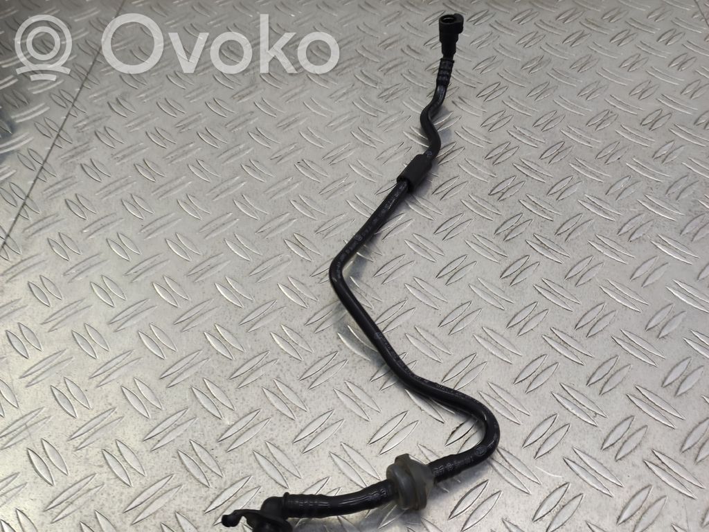 Volkswagen PASSAT B8 Unterdruckleitung / Unterdruckschlauch 
