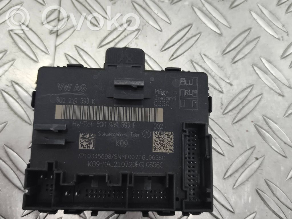 Volkswagen PASSAT B8 Unité de commande module de porte 