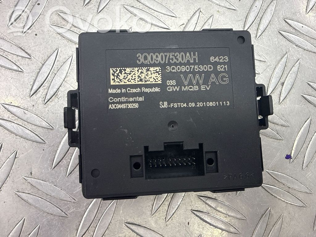 Volkswagen PASSAT B8 Módulo de control Gateway 