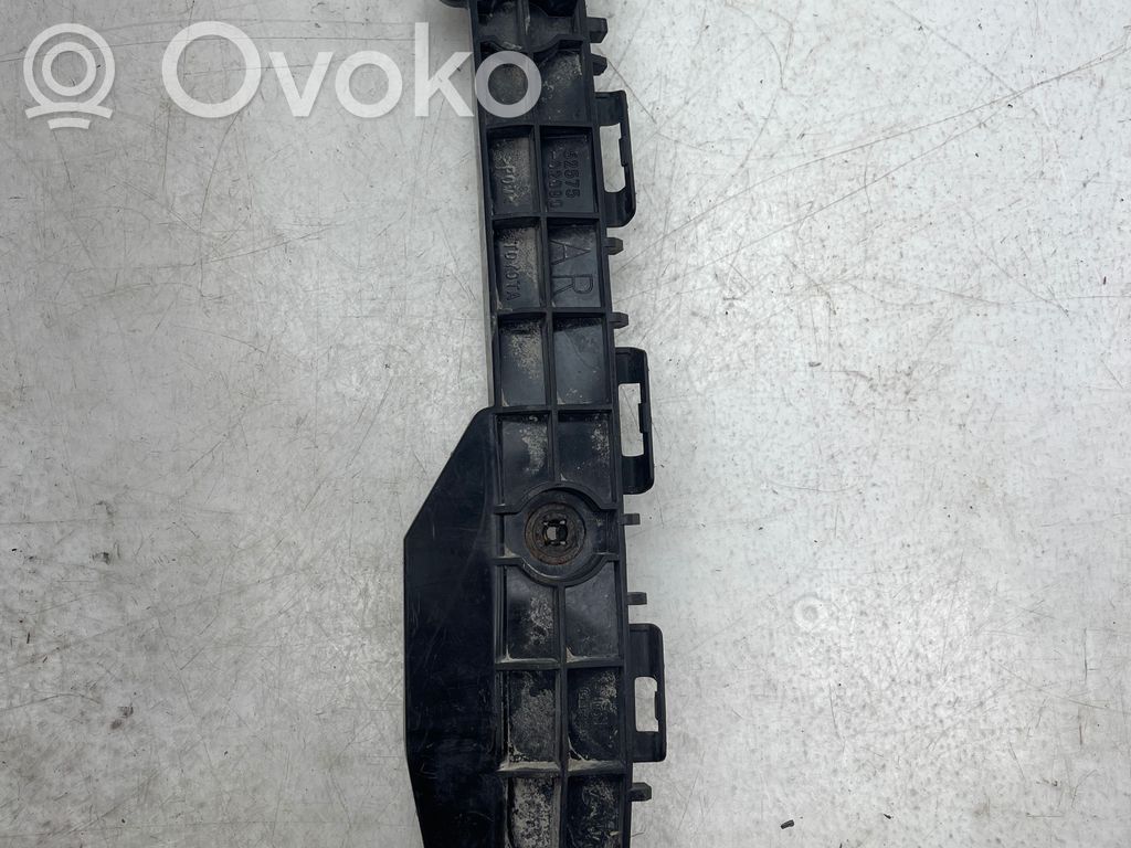 Toyota Avensis T270 Rear bumper mounting bracket 