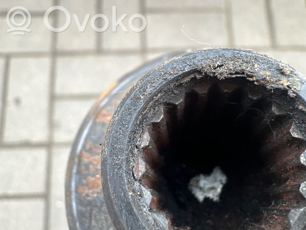 Front driveshaft