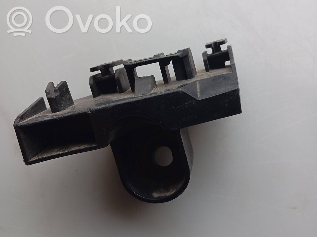Lexus CT 200H Rear bumper mounting bracket 