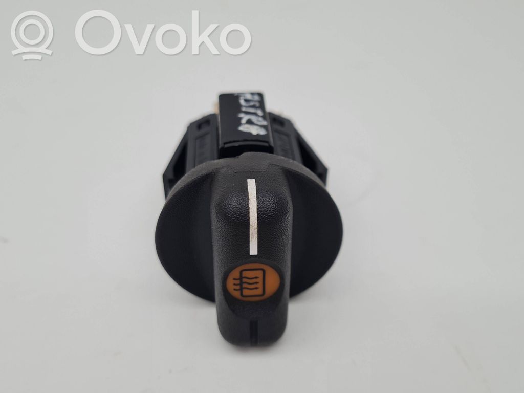 Opel Astra G Windscreen/window heater switch 