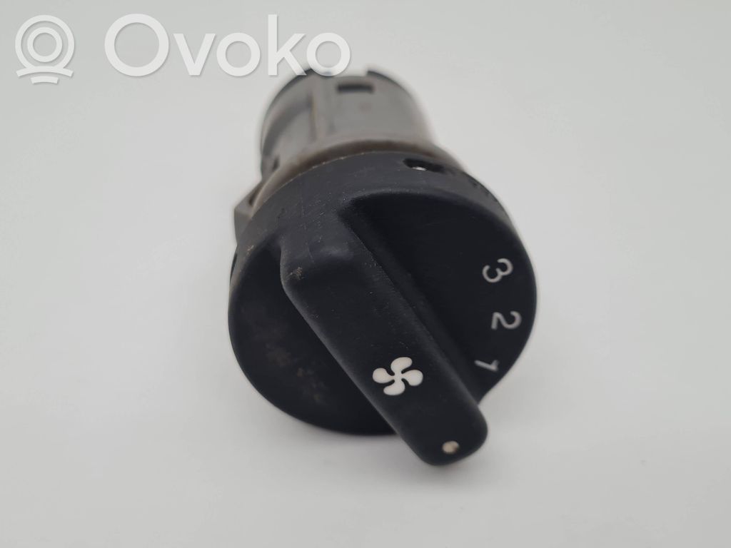 Interior fan control switch   85GG18514AA