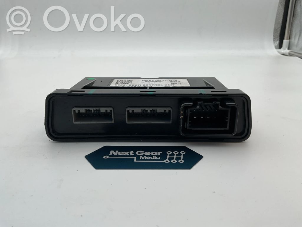 Tesla Model S Door control unit/module 