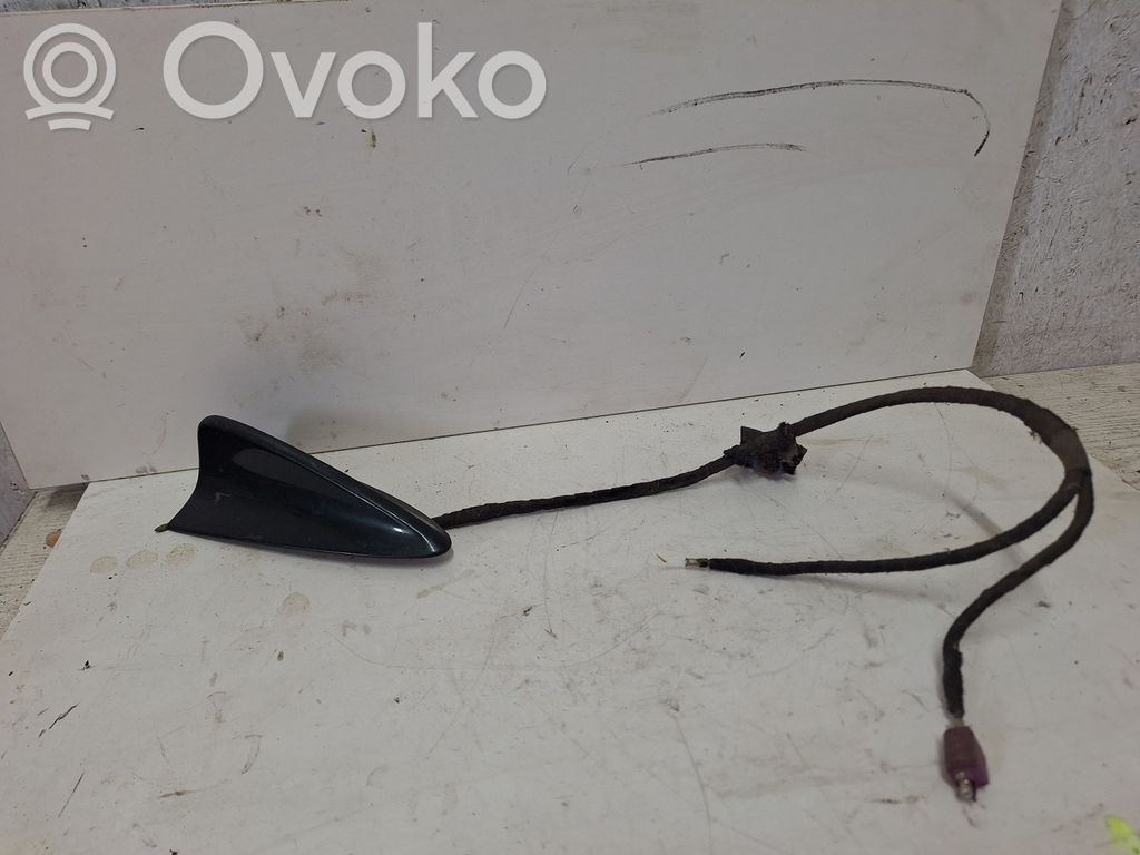 Antena (GPS antena)