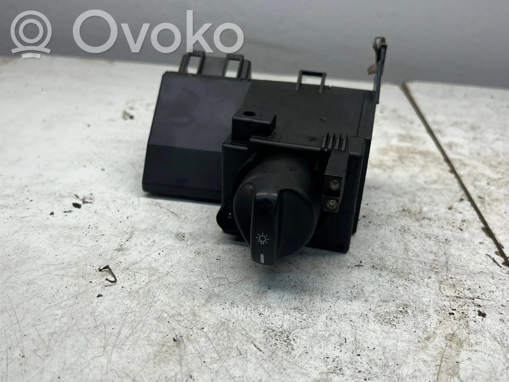 Mercedes-Benz E W210 Light switch 