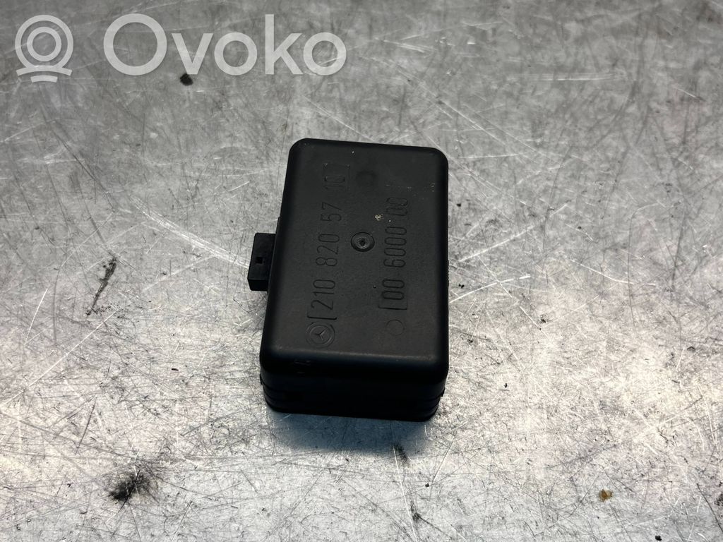 Mercedes-Benz E W210 Lietus sensors 