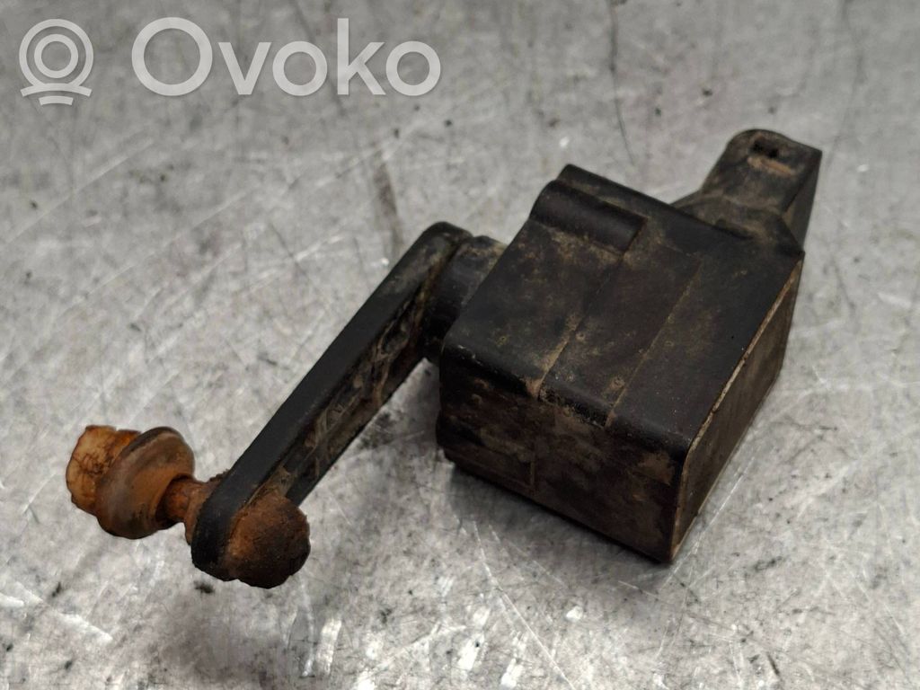 Mercedes-Benz E W211 Sensor de altura delantera de la suspensión neumática 