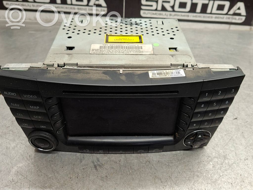 Panel / Radioodtwarzacz CD/DVD/GPS   A2118704789,51170656
