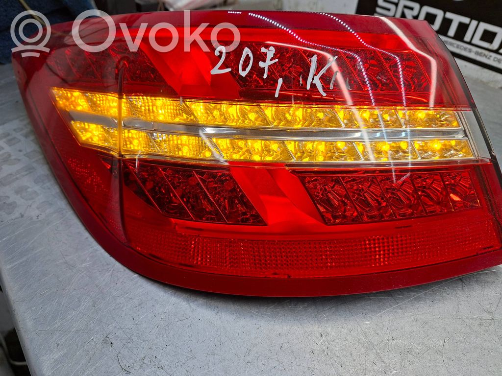Mercedes-Benz E C207 W207 Lampă spate în caroserie 