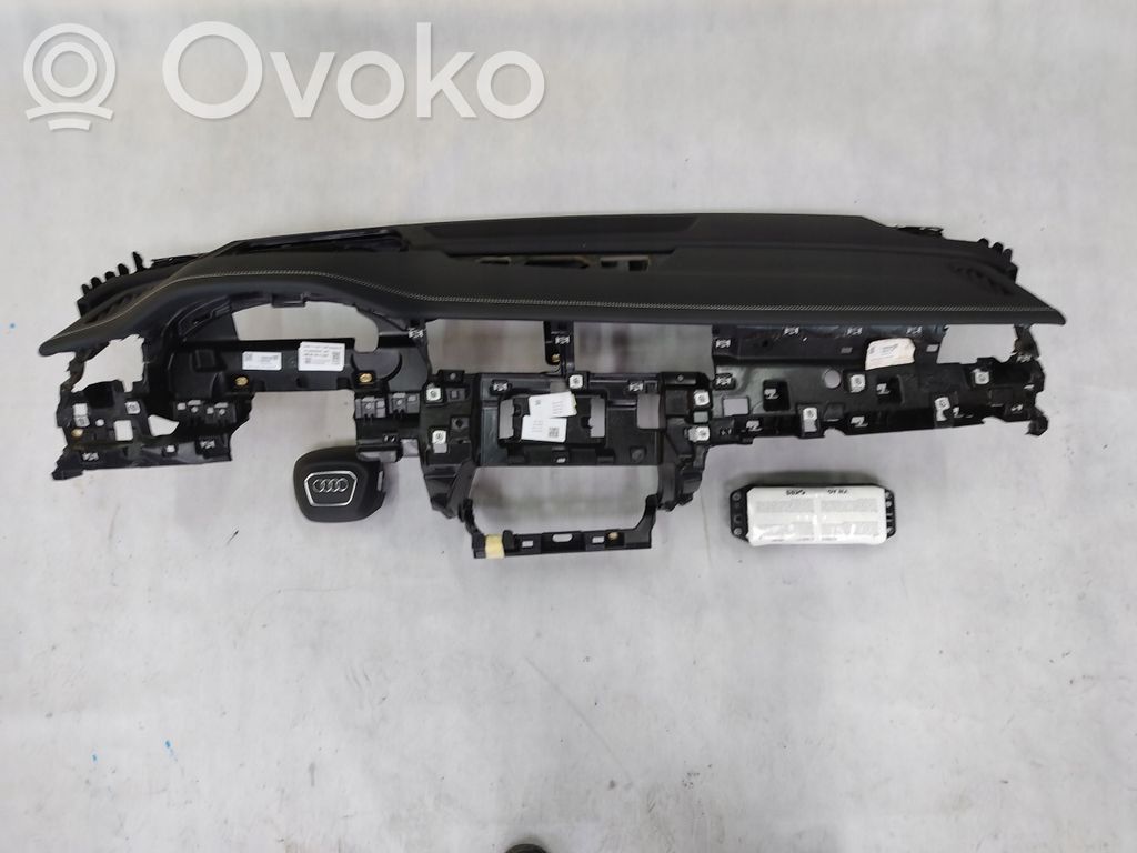 Audi Q8 Надувная подушка для пассажира 
