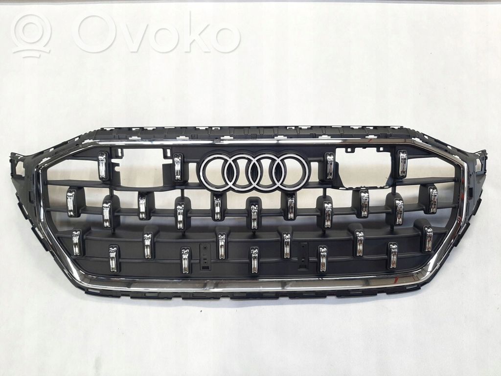 Audi Q8 Etupuskurin ylempi jäähdytinsäleikkö 